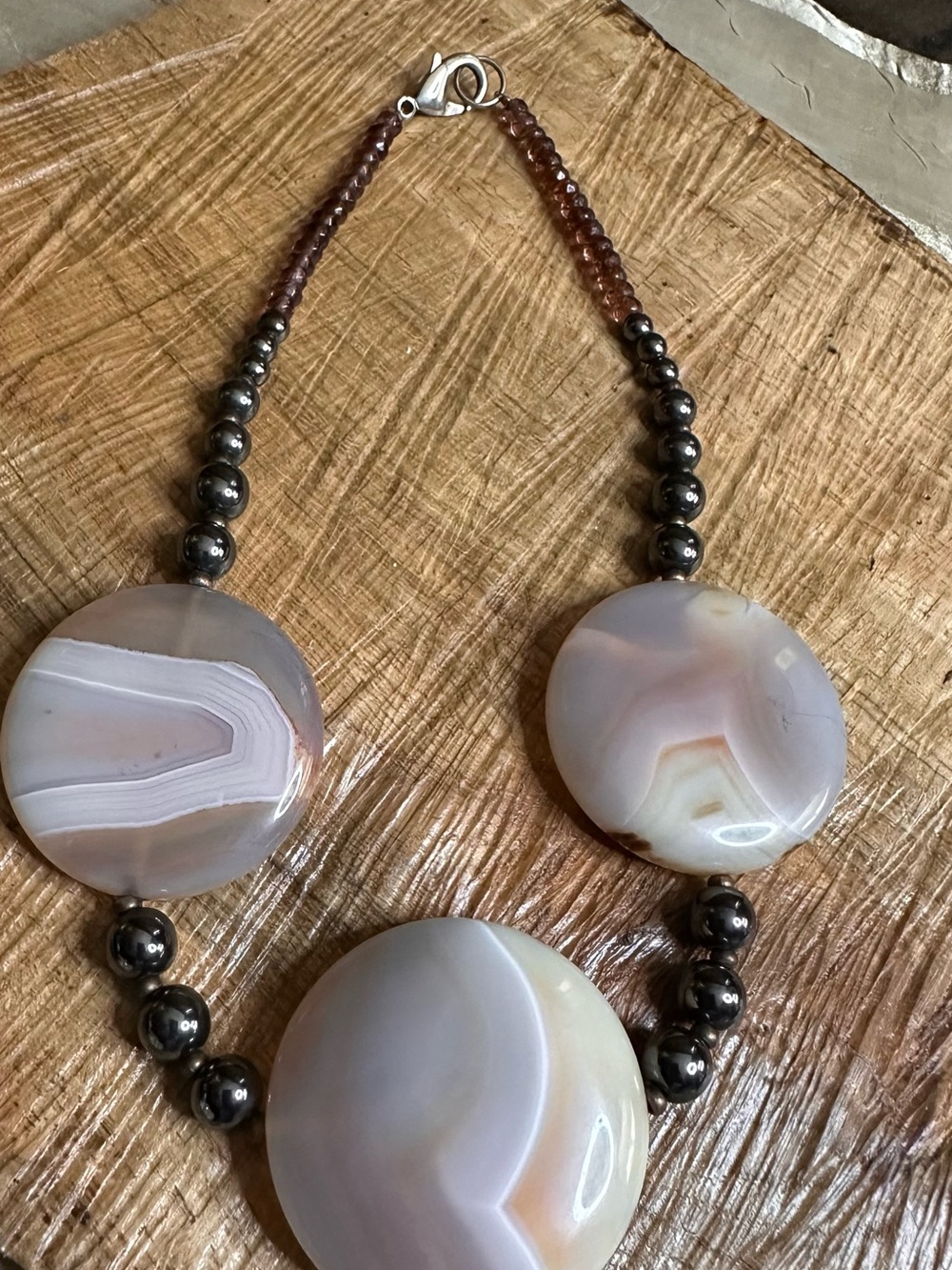 Hand Crafted Natural Agate & Hematite Statement Necklace – 18”